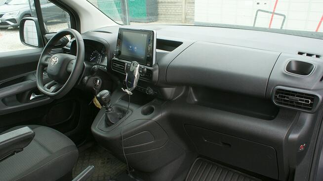 Toyota Proace City Verso 1.5 D-4D Family Ostrów Wielkopolski - zdjęcie 12