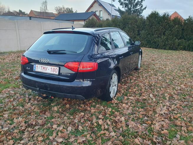 Audi A4 2.0tdi 2009r B8 Duża Navi Alu18 Strobice - zdjęcie 11