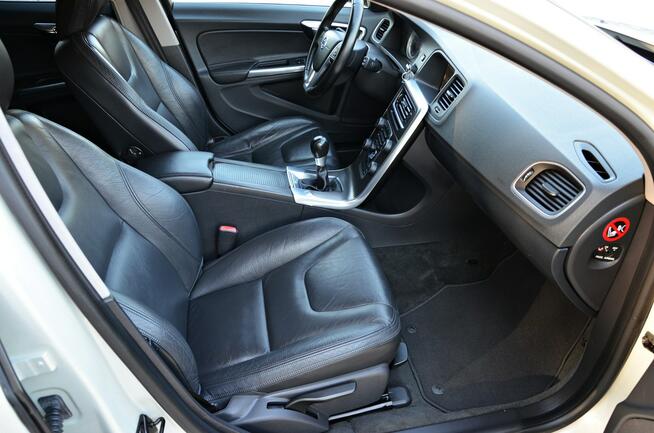 Volvo V60 2.0 D3 163KM Opłacony! Skóra! Navi! Auto Dla Ciebie!! Ostrów Mazowiecka - zdjęcie 6