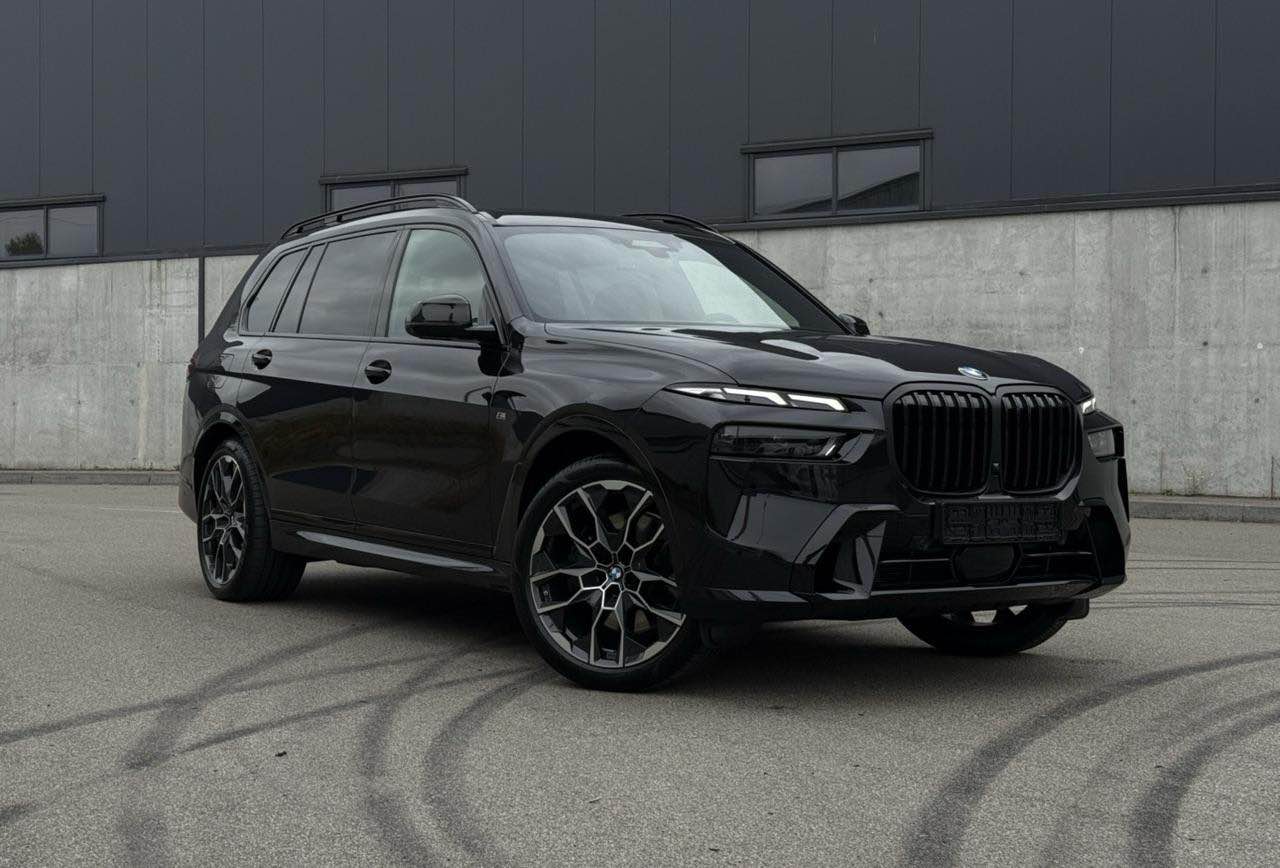 BMW X7 xDrive40d M Sport 2025 | 13 900 km | Idealny stan Praga-Południe - zdjęcie 1