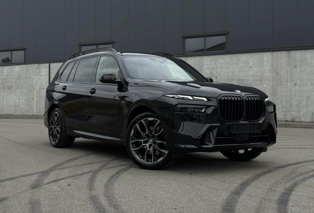 BMW X7 xDrive40d M Sport 2025 | 13 900 km | Idealny stan Praga-Południe - zdjęcie 1