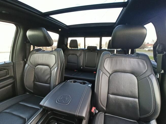 Dodge RAM Sport, Niski Przebieg,  VAT 23% Rzeszów - zdjęcie 7