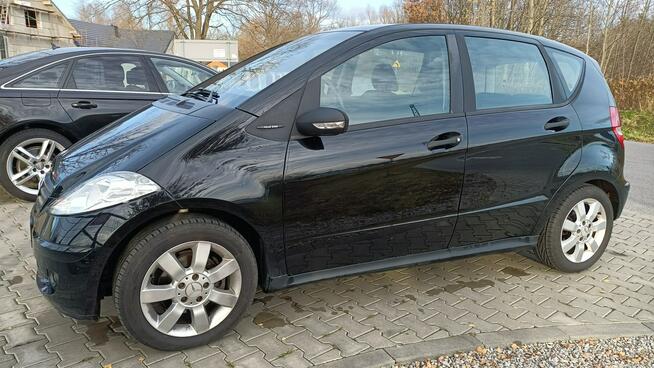 Mercedes A 180 Automat. Ekonomiczny. Bez rdzy ! Ekonomiczny Stare Budy - zdjęcie 2