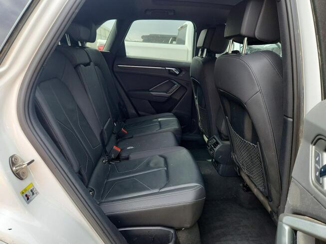 Audi Q3 Bogata wersja wyposażenia / S-Line / niski przebieg Tarnów - zdjęcie 9