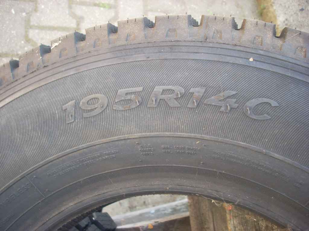 Nowe opony zimowe 14 C Marki - zdjęcie 3