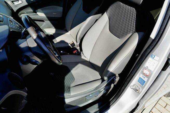 Ford Tourneo Courier salon Polska, serwis ASO Warszawa - zdjęcie 11