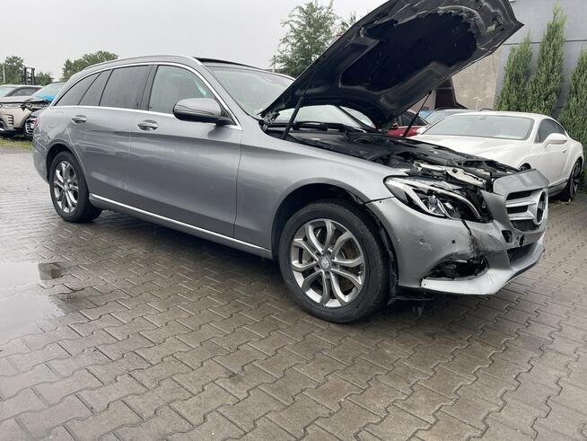 Mercedes C 400 4Matic Automat Podgrz. Skóra Panorama Pamięć 333KM Gliwice - zdjęcie 2