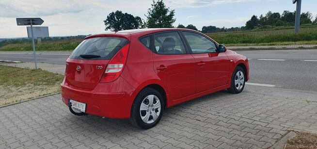 Hyundai i30 Bardzo zadbany/Wszystko sprawne/Bez korozji/Zarejestrowany Przyszowice - zdjęcie 4