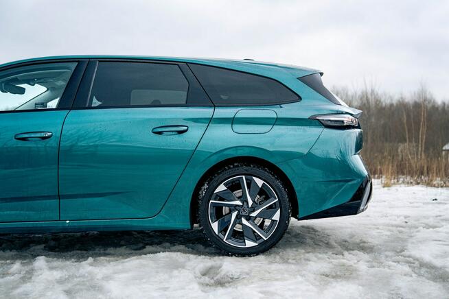Peugeot 308 1.6 HYBRID 180 SW, Salon PL, FV23, Bezwypadkowy Warszawa - zdjęcie 12