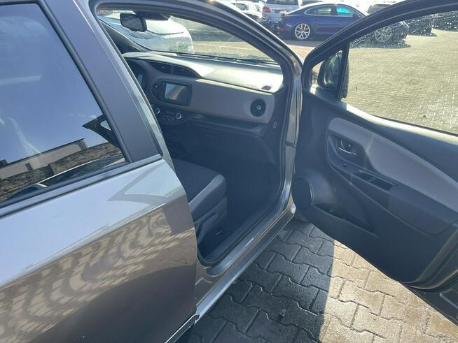 Toyota Yaris Selection Automat Hybryda Klimatronik Kamera Gliwice - zdjęcie 5