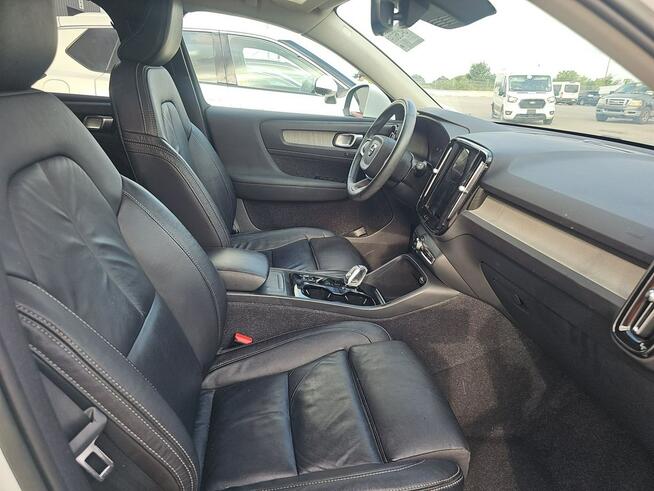 Volvo XC 40 Bogata wersja wyposażenia / AWD / B5 / niski przebieg Chwaszczyno - zdjęcie 10