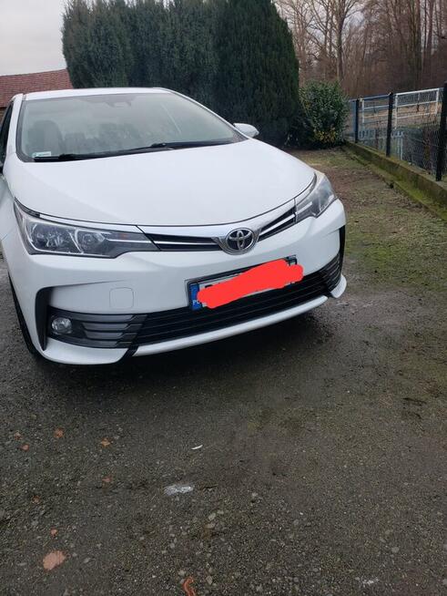 Toyota Corolla 2018 gaz benzyna. Pierwsza rej. 2019 Zgorzelec - zdjęcie 9
