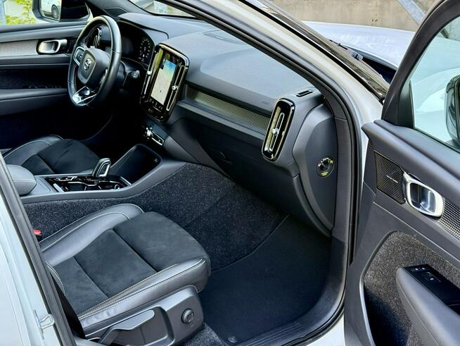 Volvo XC 40 2.0 B4 R-Design Faktura VAT 23% harman &amp; kardon Tarnowskie Góry - zdjęcie 7