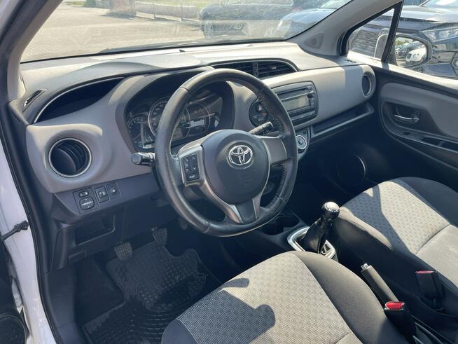 Toyota Yaris Salon PL Klimatyzacja Gliwice - zdjęcie 6
