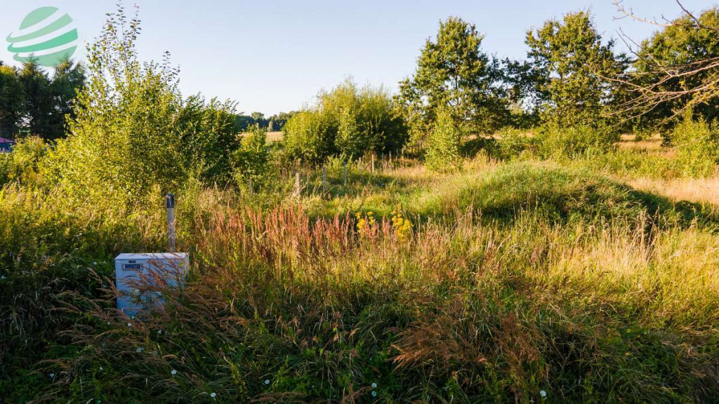 Działka budowlana 1302 m² z pozwoleniem na budowę Rusko - zdjęcie 1