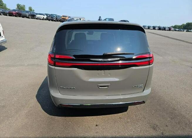 Chrysler Pacifica LIMITED / AWD / niski przebieg Cieszyn - zdjęcie 6