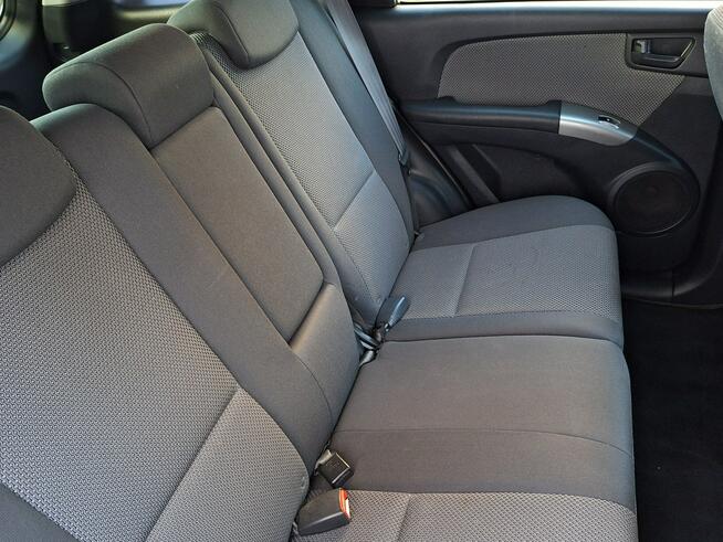 Kia Sportage * BARDZO ŁADNA* 2.0 GAZ* tempomat* komputer* ACTiVE * Olsztyn - zdjęcie 11