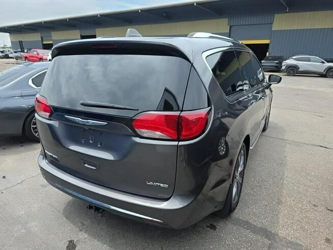 Chrysler Pacifica LIMITED / niski przebieg / mała szkoda Tarnów - zdjęcie 5