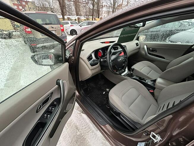 Kia Cee'd Bezwypadkowy 1.6 benzyna polski salon Słupsk - zdjęcie 9