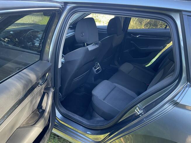 skoda octavia kombi mhev Mnich - zdjęcie 3