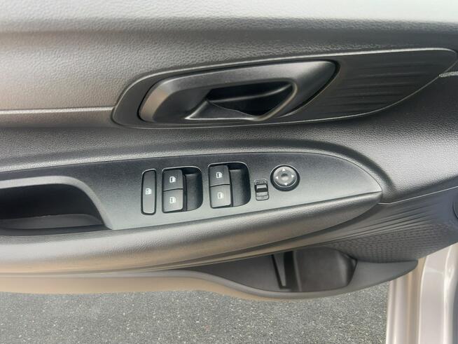 Hyundai i20 1.2 Classic Plus! Z Polskiego Salonu! Faktura VAT! Warszawa - zdjęcie 11