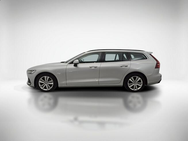 Volvo V60 B3 B Momentum Pro aut ! Z Polskiego Salonu ! Faktura Vat ! Warszawa - zdjęcie 2