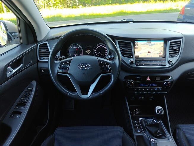 HYUNDAI TUCSON 2.0 CRDI GO! 4WD ZADBANY  RODZINNY SUV Sosnowiec - zdjęcie 6