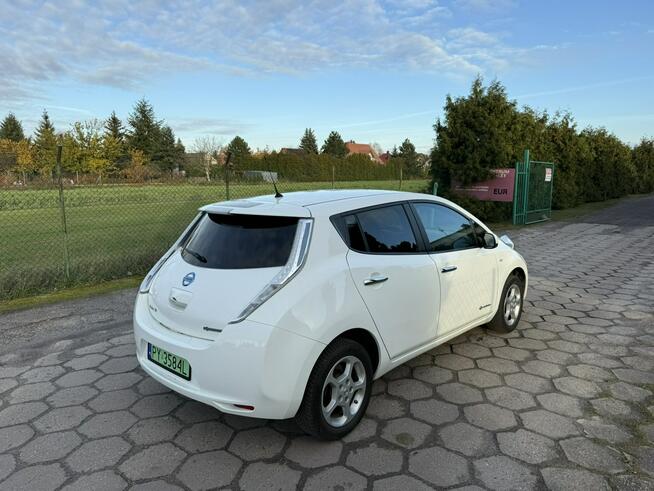 Nissan Leaf Kamera cofania nawigacja  Acenta Poznań - zdjęcie 3