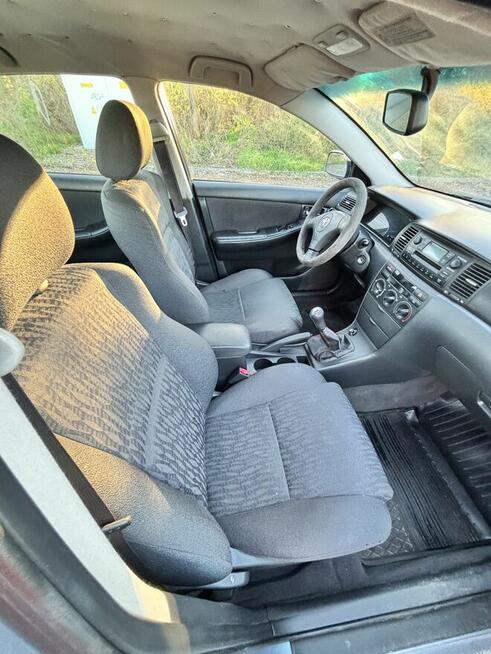 Toyota Corolla 2002 1.4 sedan Zielona Góra - zdjęcie 5