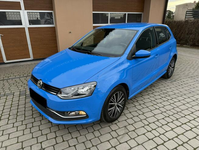 Volkswagen Polo 1,0 60KM  Rej.02.2017r  Klimatyzacja  Navi  2xPDC Orzech - zdjęcie 9