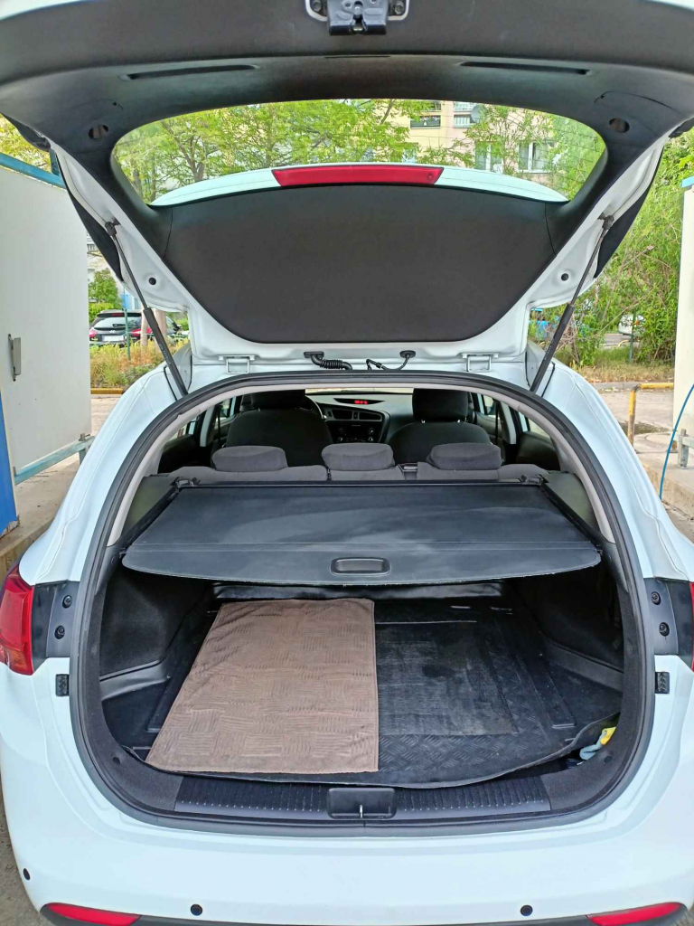 KIA CEED KOMBI 1.6 DOHC 135KM 99 KW 2015 Stan bardzo dobry Krzyki - zdjęcie 10