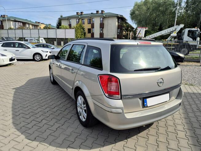Opel Astra Benzyna Konstancin-Jeziorna - zdjęcie 11