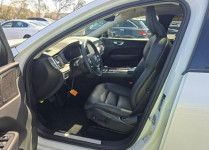 Volvo XC 60 Bogata wersja wyposażenia / AWD / B5 Chwaszczyno - zdjęcie 6