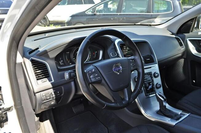 VOLVO XC60 2.0 D3 150KM Salon PL VAT23% Automat BLIS ACC HAK Warszawa - zdjęcie 9