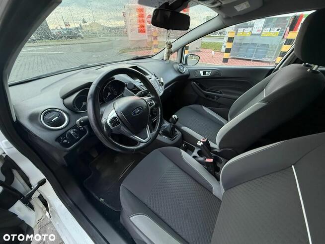 Ford Fiesta 1.5 TDCi Trend Krosno - zdjęcie 11