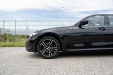 BMW 318i Sedan M Sport, Bezwypadkowy, Salon PL, Pierwszy wł, FV23% Warszawa - zdjęcie 12