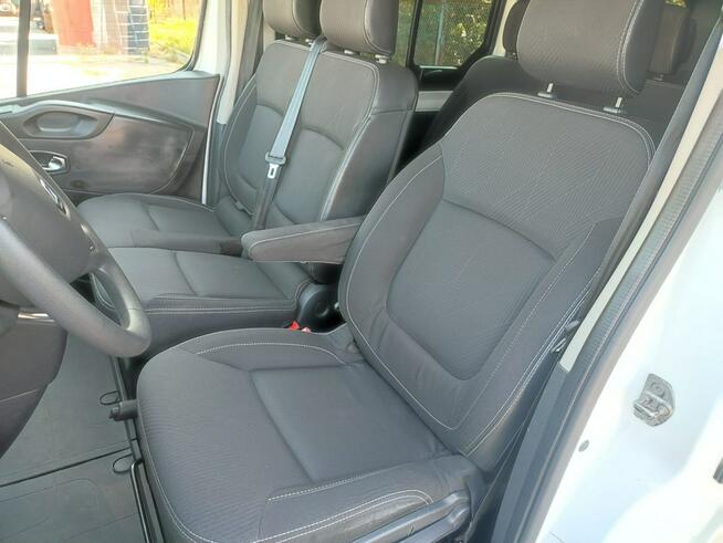 Renault Trafic 9osób fv23 automat Otwock - zdjęcie 12