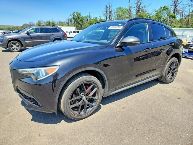 Alfa Romeo Stelvio Wersja Ti / AWD / niski przebieg Warszawa - zdjęcie 1