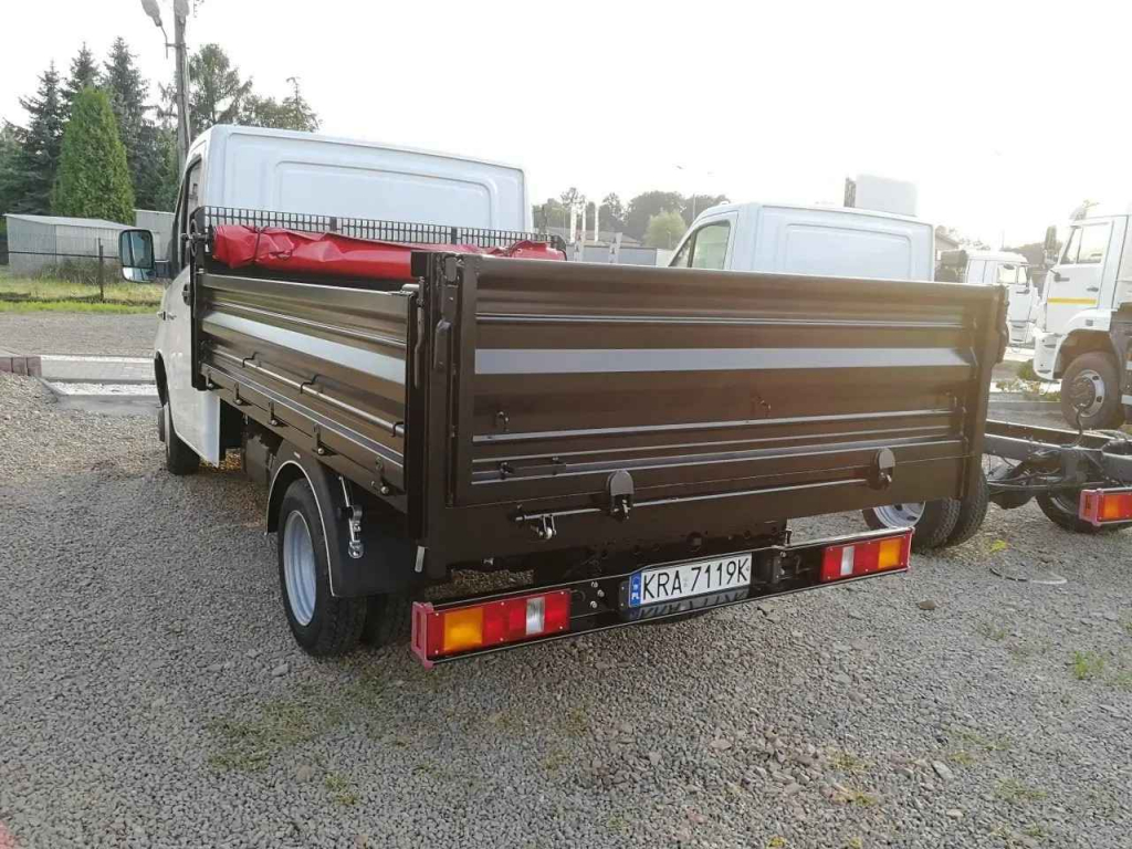 Wywrotka 3.5t - 4x2 Głogoczów - zdjęcie 10