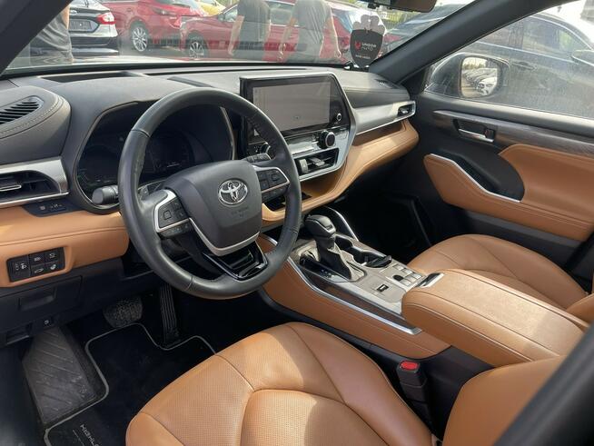 Toyota Highlander Hybrid AWD Panorama  Kamery 360 Skóra 7os.  248KM Gliwice - zdjęcie 7