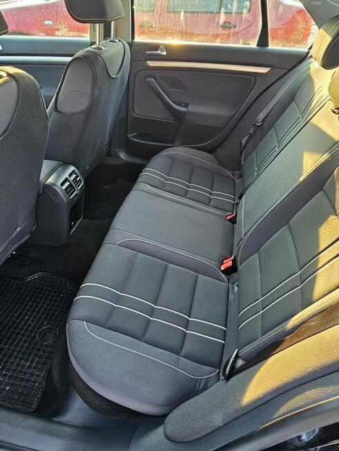 Volkswagen Jetta 2010 | 1.6 TDI | Salon Polska Lipa - zdjęcie 4