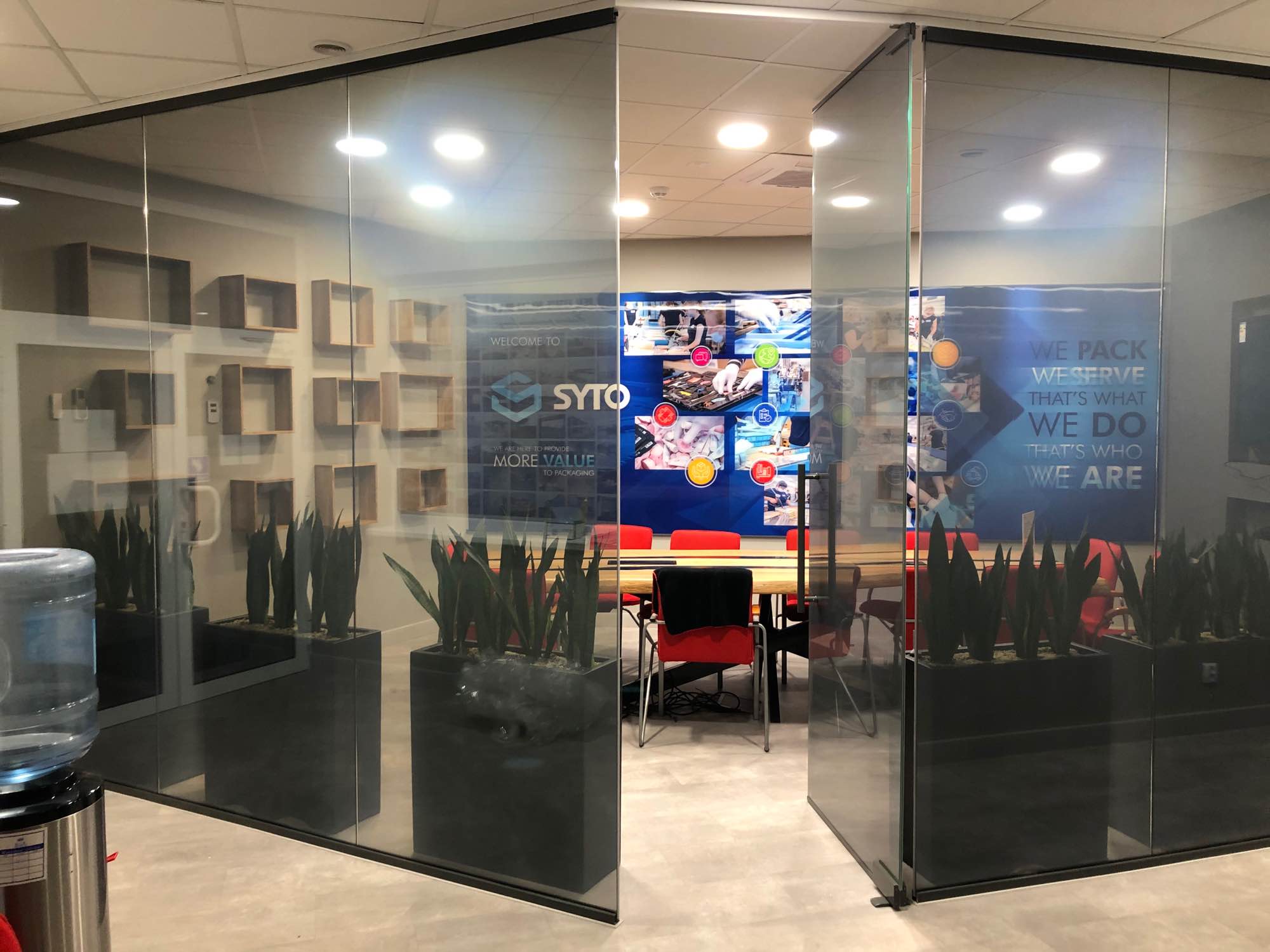 Ścianki szklane do sal konferencyjnych z folią inteligentną Częstochowa - zdjęcie 2