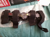 Orteza stawu kolanowego Z regulacjią ruchomości