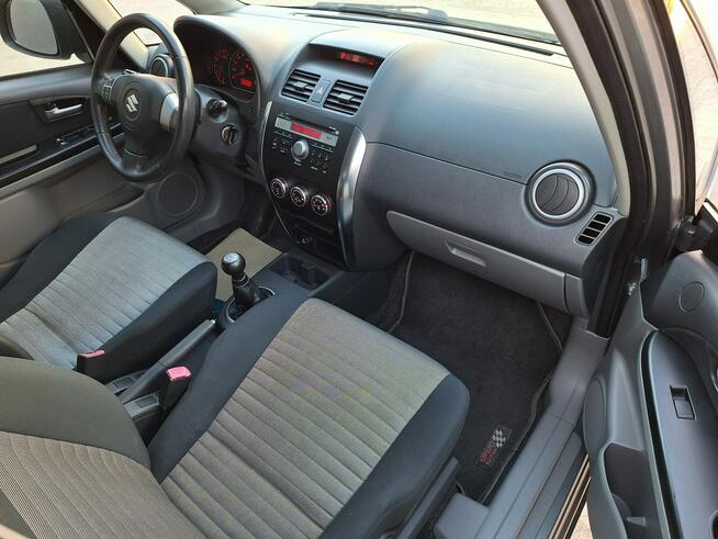 Suzuki SX4 * 4x4* 1.6benz * BARDZO ŁADNE* ALUfelgi* KLiMATRONiK* ESP * Olsztyn - zdjęcie 8