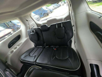 Chrysler Pacifica LIMITED / mała szkoda / niski przebieg Wrocław - zdjęcie 10