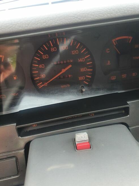Nissan sunny z 1986r Cieciorki - zdjęcie 4