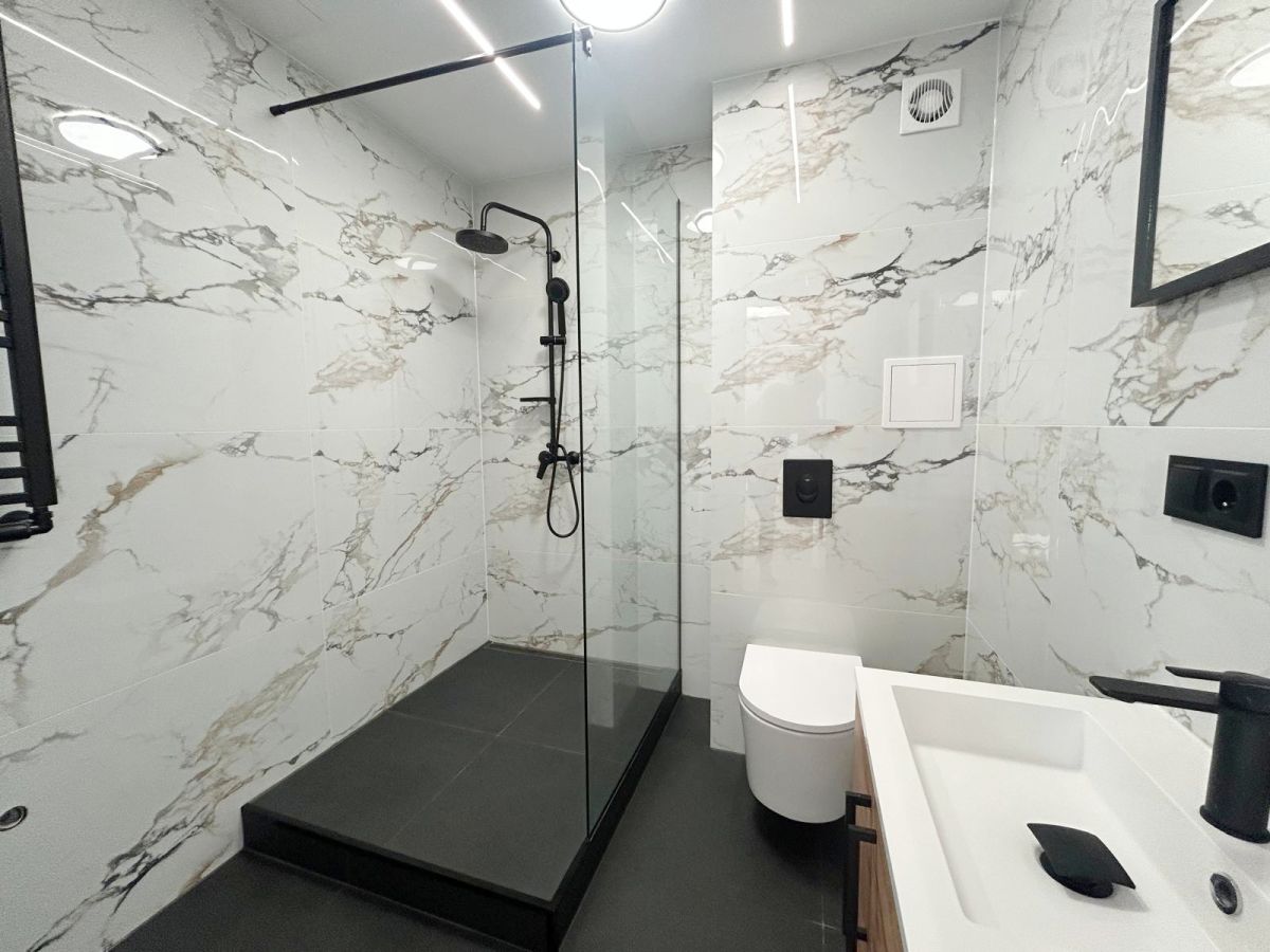 Przestronne i atrakcyjne mieszkanie po remoncie! Poznań - zdjęcie 9