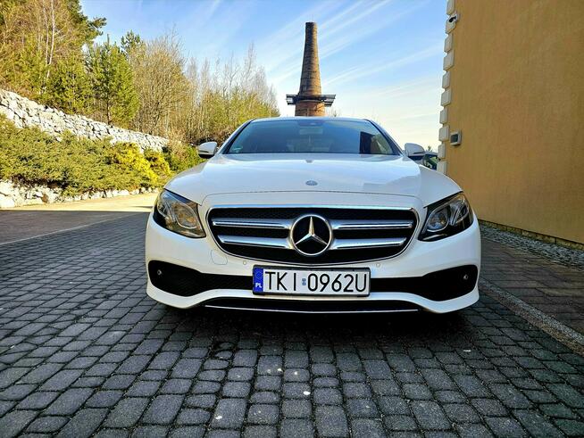 Mercedes E 220 195 KM Avangarda Wirtual Ambiente Bezwypadek Piękny Zagnańsk - zdjęcie 2