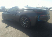 BMW i8 2015, 1.5L, porysowany lakier Warszawa - zdjęcie 3