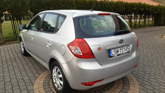Kia Cee'd 1,6 CRDI  Export Bachowice - zdjęcie 12